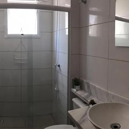 Apartamento Ubatuba Proxima A Praia Grande Com Wifi Exterior photo
